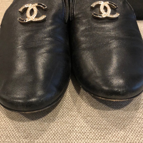 Chanel Black Lambskin Moccasin Loafers - Picture 7 of 10